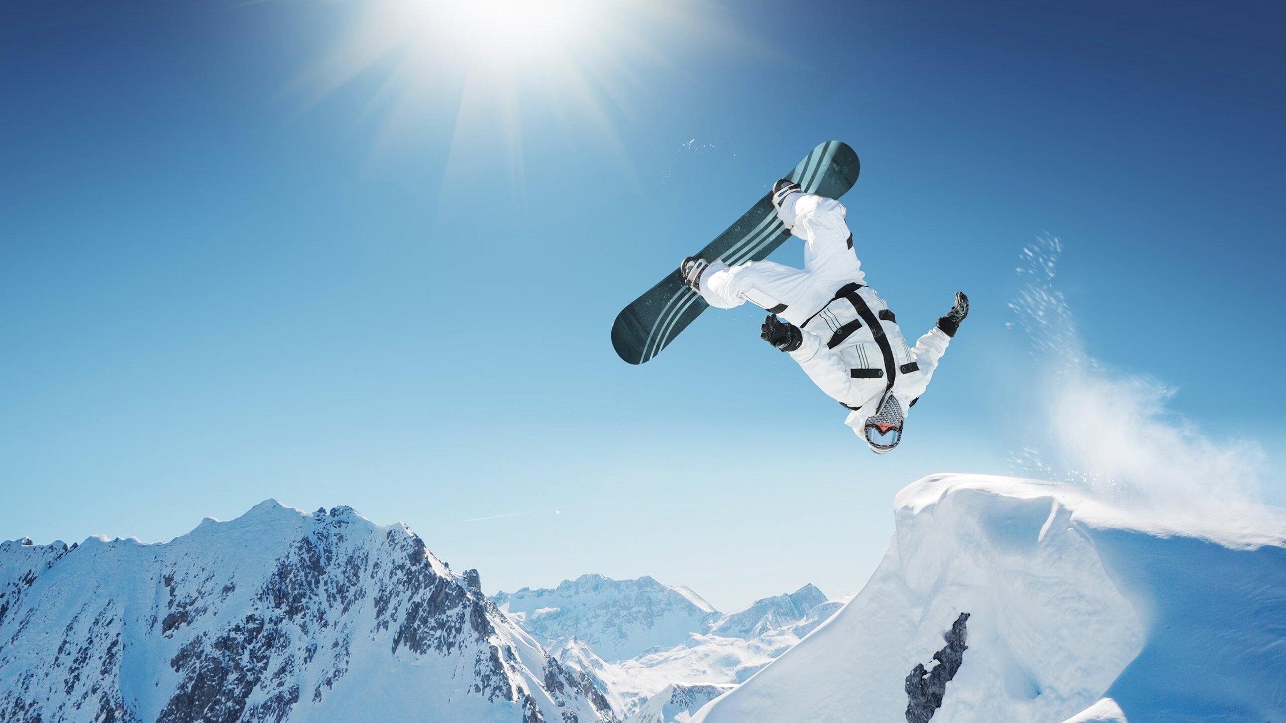 夜光激光跑,科技点亮运动未来,激光夜视仪价格